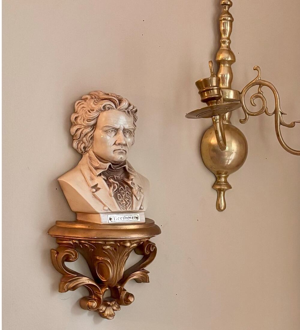 Beethoven Bust Wall Shelf Burwood Products #491-2 Gold Sconce Sitter 11 inches